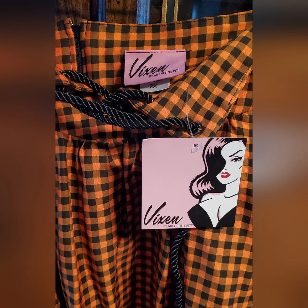 Corset Skirt in Orange Pumpkin Gingham - Picture 14 of 16